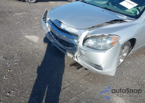 2011 Chevrolet Malibu 2Lt z USA, uszkodzony, nr VIN 1G1ZD5E18BF176054